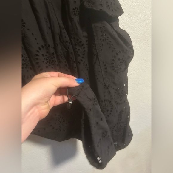 Zara Eyelet Embroidered Cargo Pants - Picture 6 of 10